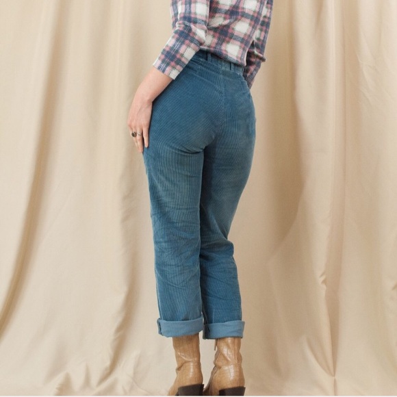 ❤️SOLD ON DEPOP❤️ Vintage 70s Corduroy Trousers - Picture 2 of 4